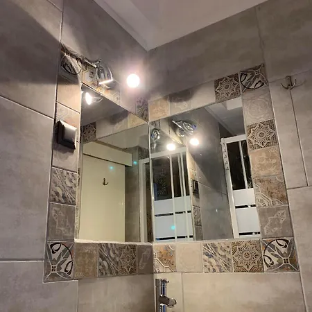 Dionisos Hotel