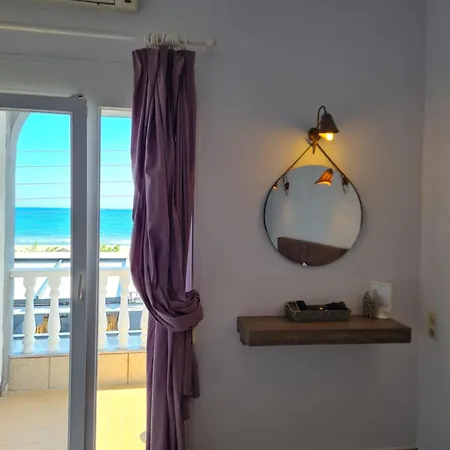 Dionisos Hotel Neoi Poroi