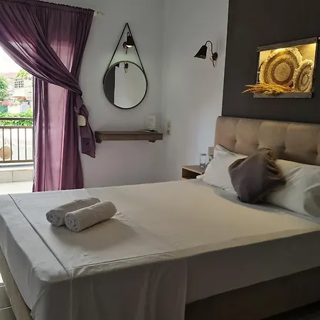 Hotel Dionisos 2*
